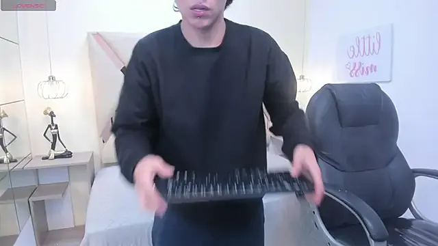 SamBlack_ live now