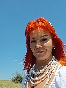 SandraCassandra Image 2