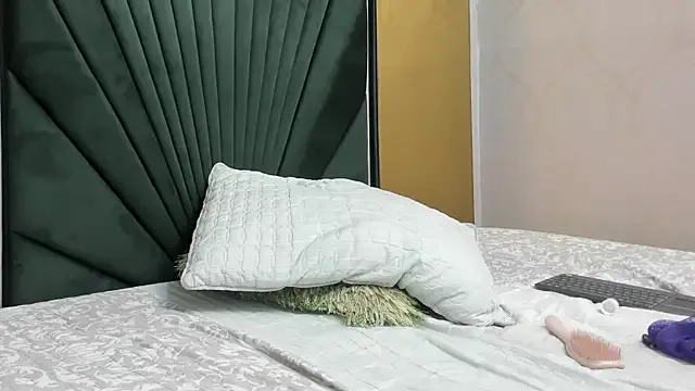 Sensual_shannell live now
