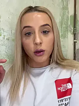 Strongqueen live now