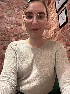 The_Snowwhitee live now