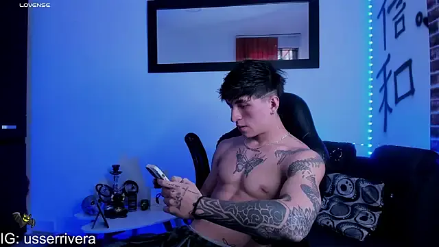 Thomass_clark live now