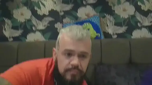 trans_man_and_his_dom live now