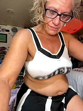 TrenaAnne Image 2