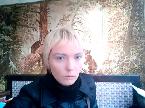 WildMissNiks live now