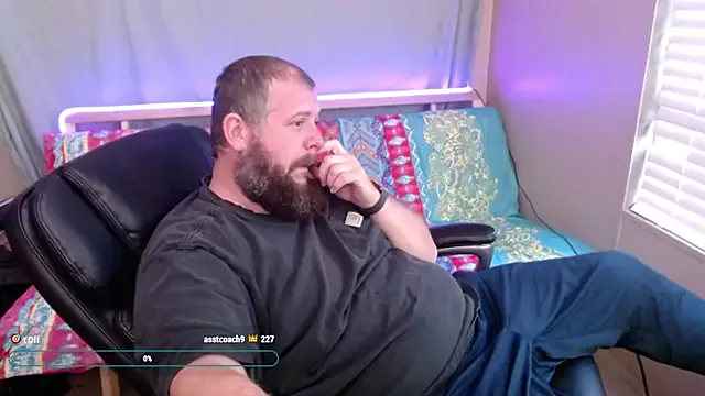 WrongJeremy live now