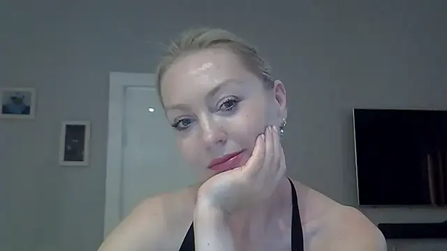 ZarinaSwift Image 5